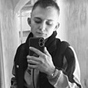 Максим, 22 года