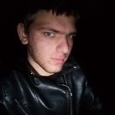 Фотография мужчины Александр, 21 год из г. Волжский