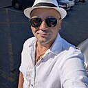 Олег, 34 года