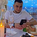 Артур, 24 года