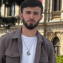 Мухиддин, 22 года