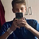 Максим, 18 лет