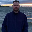 Максим, 22 года