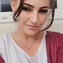 L S, 40 лет