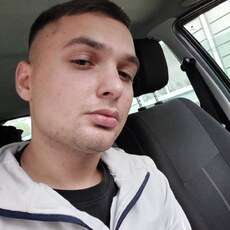 Фотография мужчины Юрий, 27 лет из г. Новоуральск