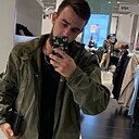 Макс, 24 года