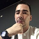 Макс, 33 года