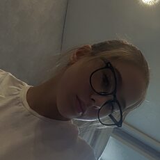Фотография девушки Ульяна, 18 лет из г. Усть-Кут