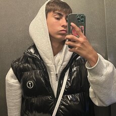 Фотография мужчины Алексей, 18 лет из г. Санкт-Петербург