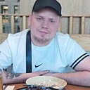 Артур, 32 года