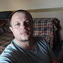 Витя, 33 года