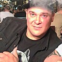 Лев, 39 лет