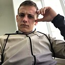 Максим, 24 года