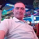 Ондер, 51 год