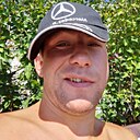 Роман, 33 года