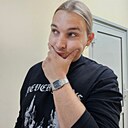 Денис, 22 года