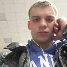 Фотография мужчины Валерий, 28 лет из г. Омск