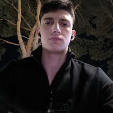 Фотография мужчины Михаил, 18 лет из г. Воронеж
