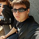 Сурик, 18 лет