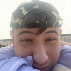 Фотография мужчины Раф, 18 лет из г. Саратов