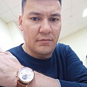 Armani, 31 год