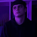 Денис, 24 года