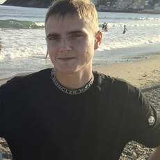 Фотография мужчины Михаил, 20 лет из г. Владивосток