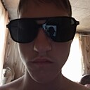 Олег, 18 лет
