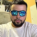 Амир, 21 год
