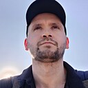 Lar, 32 года