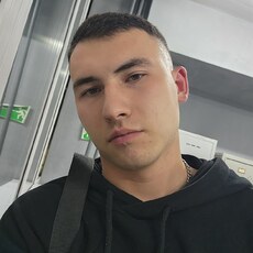 Фотография мужчины Инсаф, 23 года из г. Нижнекамск
