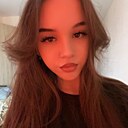 Карина, 18 лет