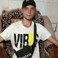 Фотография мужчины Михаил, 26 лет из г. Новошахтинск