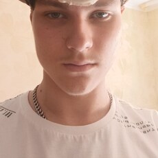 Фотография мужчины Михаил, 18 лет из г. Череповец