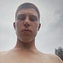 Максим, 18 лет