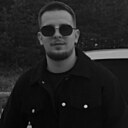 Денис, 24 года