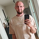 Антон, 33 года