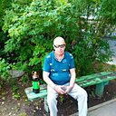 Анатолий, 61 год