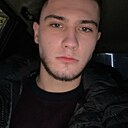Артём, 22 года