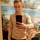 Максим, 21 год
