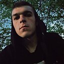 Паша, 23 года