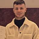 Максим, 23 года