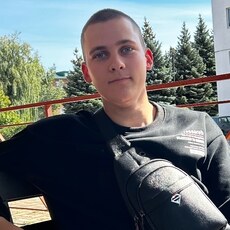 Фотография мужчины Женя, 19 лет из г. Зверево