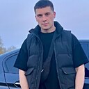 Слава, 33 года