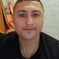 Фотография мужчины Geox, 37 лет из г. Бельцы