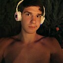 Андрей, 18 лет