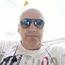 Махо, 52 года