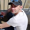 Михаил, 32 года