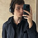 Виталик, 18 лет