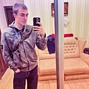 Максим, 19 лет